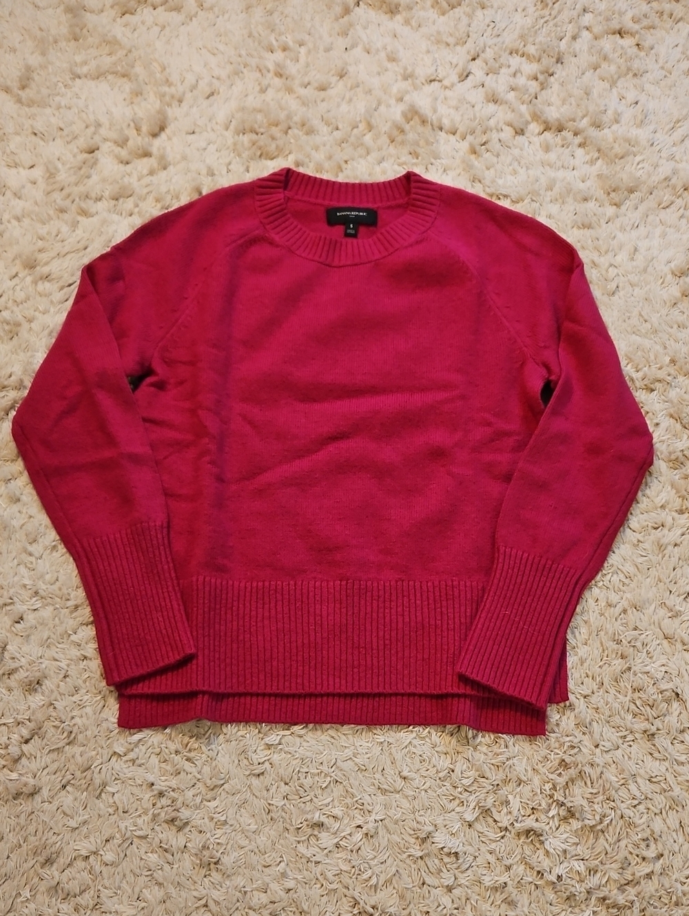 Banana Republic Crewneck Sweater in Raspberry